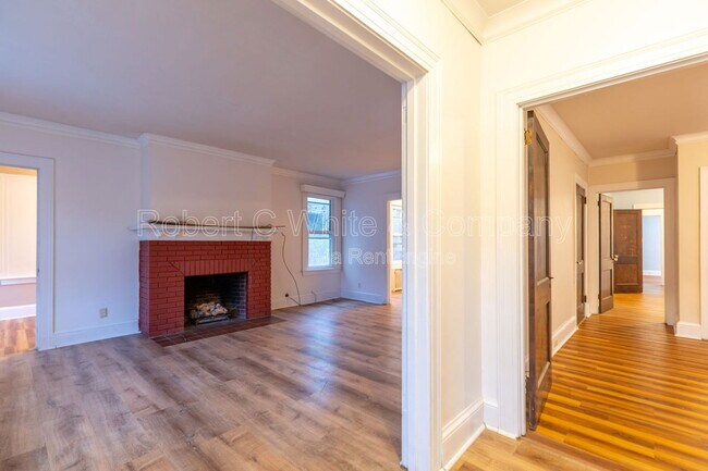 Building Photo - 35 Outlook Ave