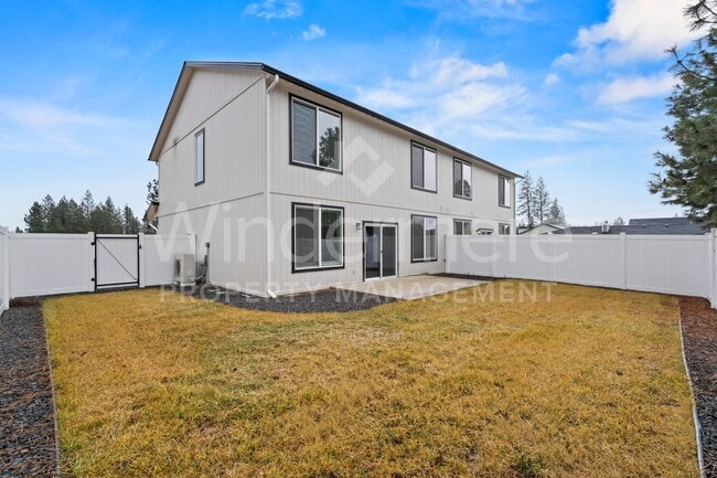 Building Photo - 12805 N Jaydee Ln