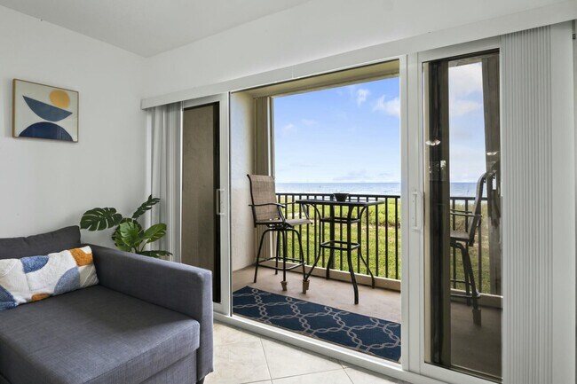 Building Photo - 10152 S Ocean Dr