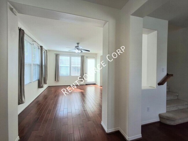Building Photo - 28408 Camino Del Arte Dr