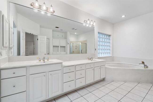Building Photo - 10551 Indigo Broom Loop