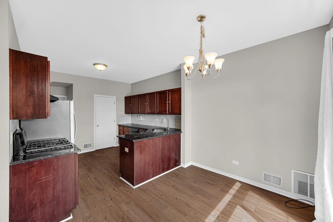 Building Photo - 5005 Corning Ct