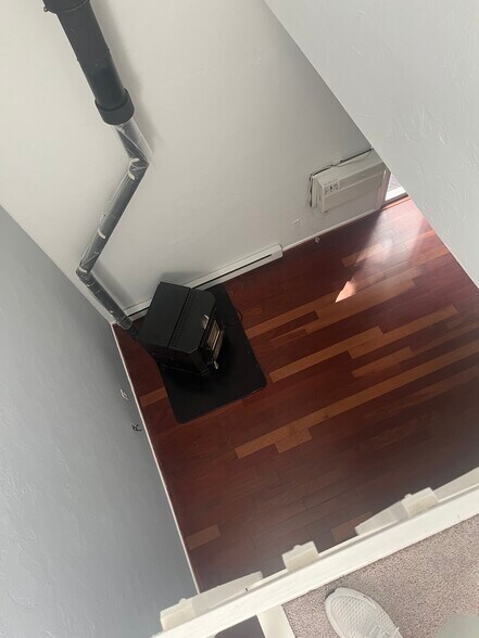 pellet stove for alternate heat source - 85 Riverview Pl