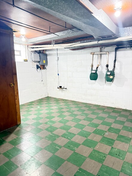 Basement - 932 Lebanon Ave