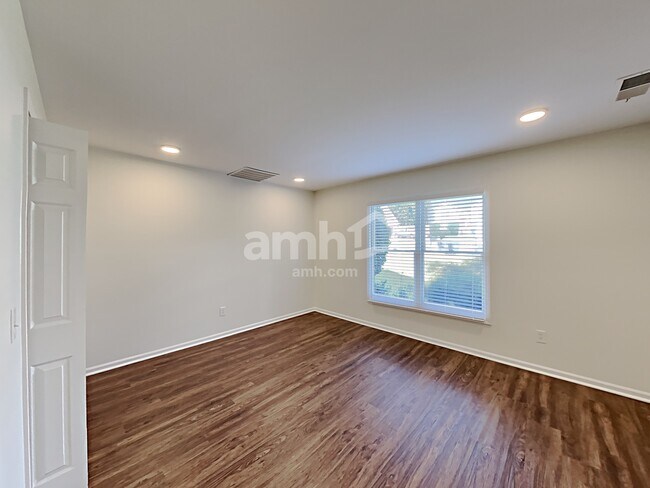 Building Photo - 2262 Ashley Falls Ln NW