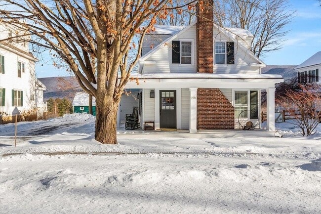 Building Photo - 3436 Main St