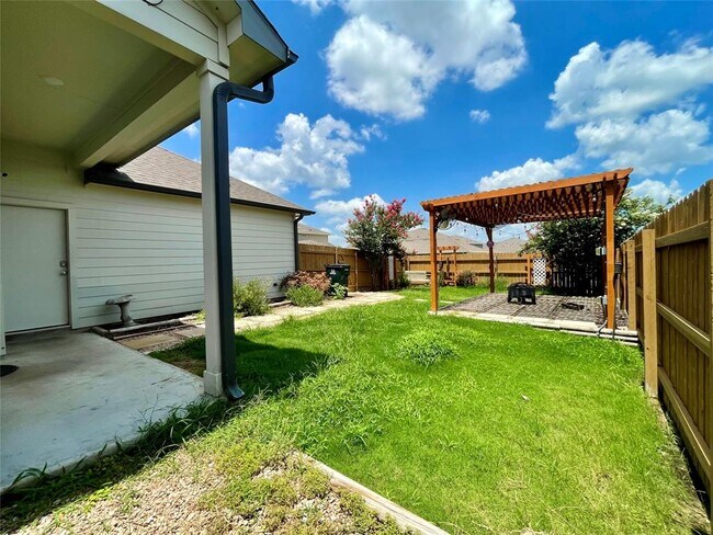 Building Photo - 708 Bridle Creek Dr