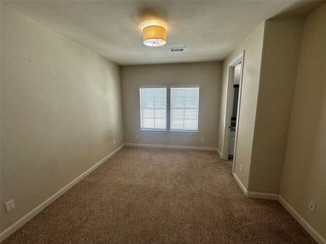 Building Photo - 2021 Fannin Station