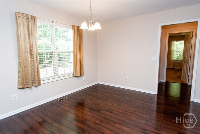 Building Photo - 105 Fox Hall Trail