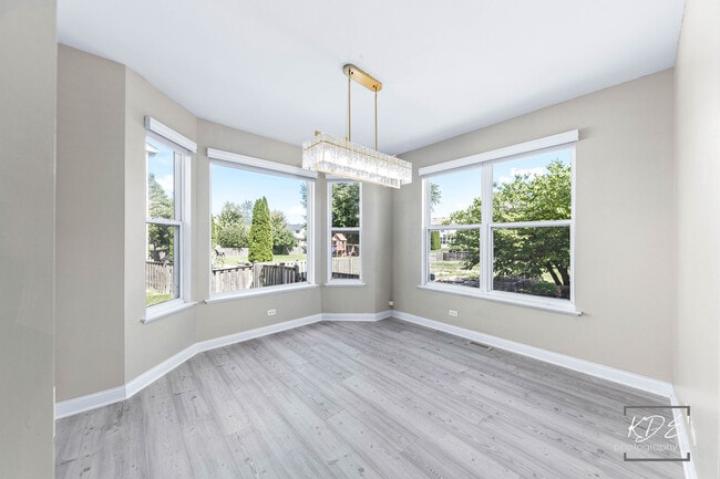 Building Photo - 2612 Lundquist Dr