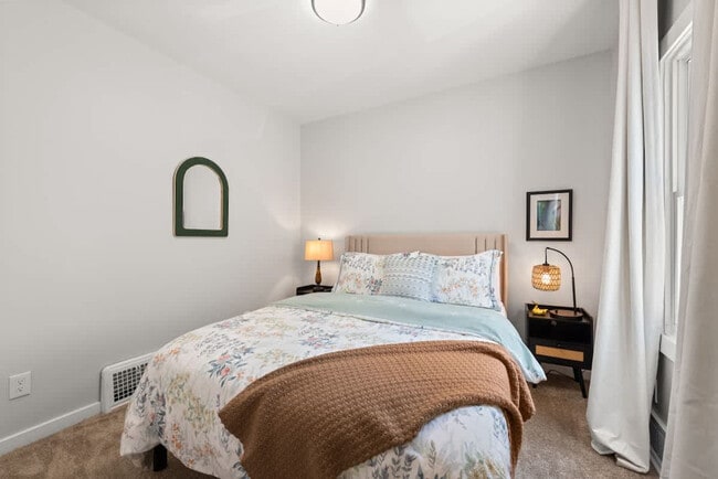 Building Photo - 19620 Ormiston Ave