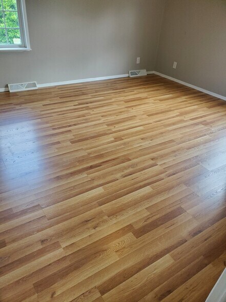 Building Photo - 7153 Whitney Rd