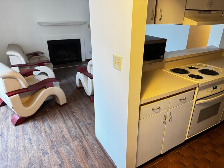 Building Photo - 5745 Autumn Ridge Ct