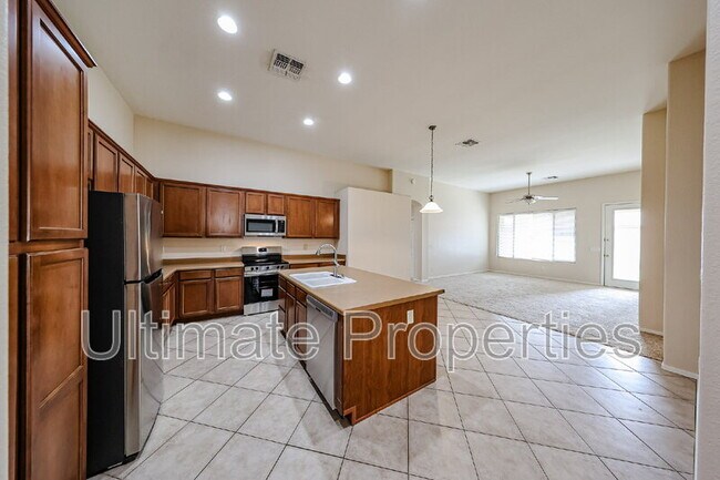 Building Photo - 14443 W Hearn Rd