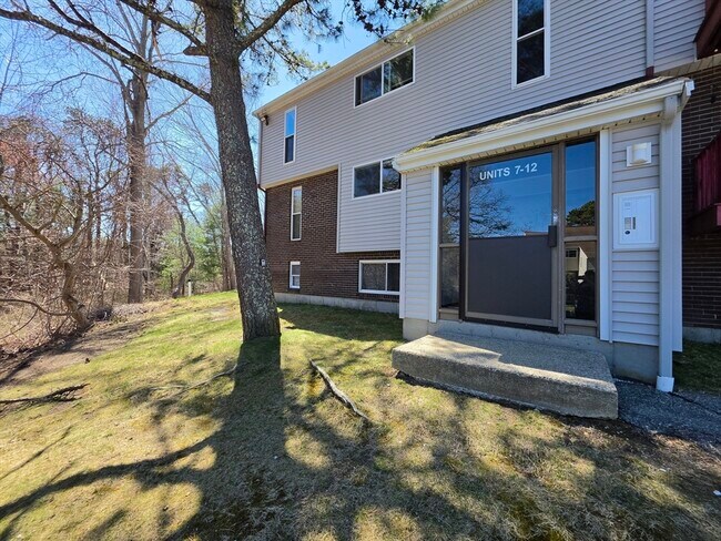 Building Photo - 2 Tideview Path