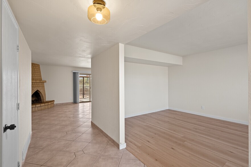 Building Photo - 280 S Atlanta Dr
