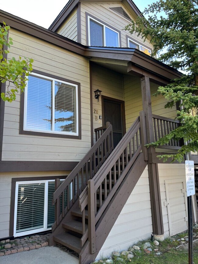 Building Photo - Flexible lease terms! Move in Special!  Wa...