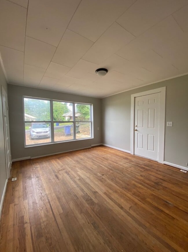 Building Photo - 1006 Patterson St