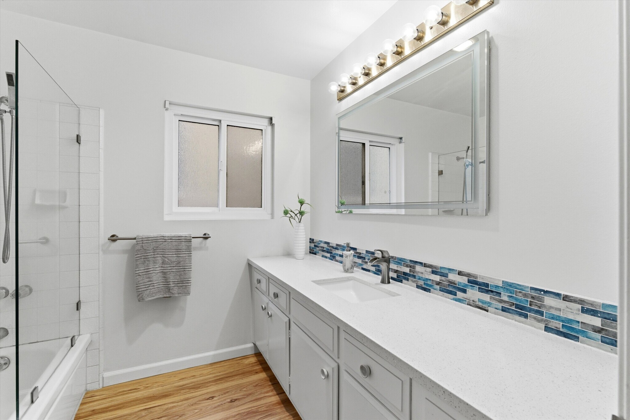 Building Photo - 3609 E 2nd St