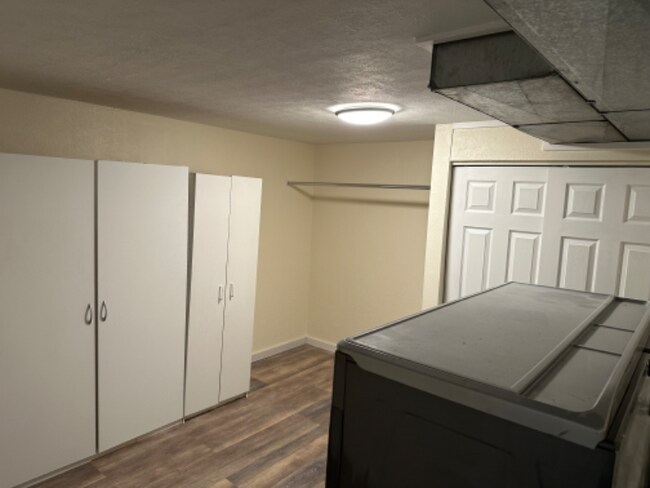 Building Photo - 4585 Hoyt St