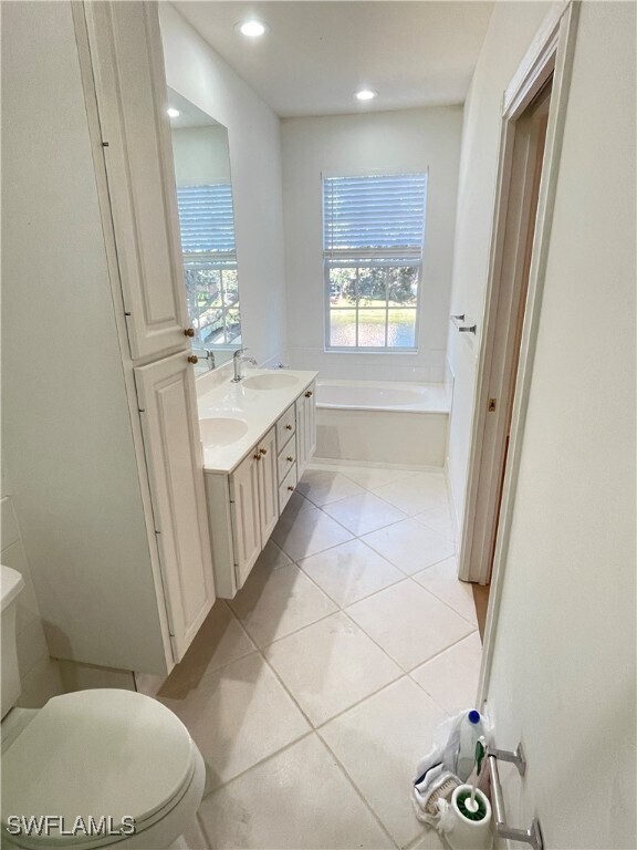 Building Photo - 5549 Cove Cir