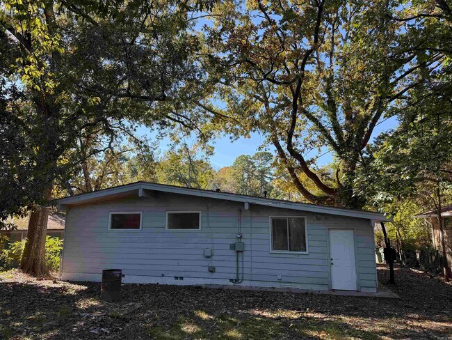 Building Photo - 34 Belmont Dr