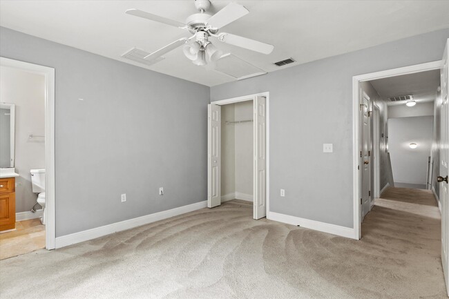 Building Photo - 3194 Sawtooth Dr
