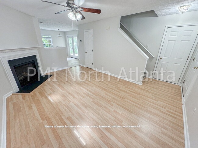 Building Photo - 5175 Sky Ridge Way