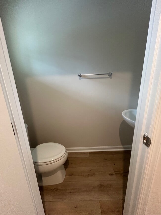 Building Photo - 284 Myrtle Mdws Dr