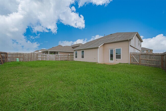 Building Photo - 5727 Texas Sage Dr