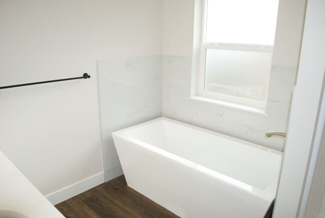 Building Photo - Brand-new 4 Bed, 2.5 Bath Townhome in Idaho Falls!