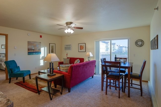 Building Photo - Country View Apartments