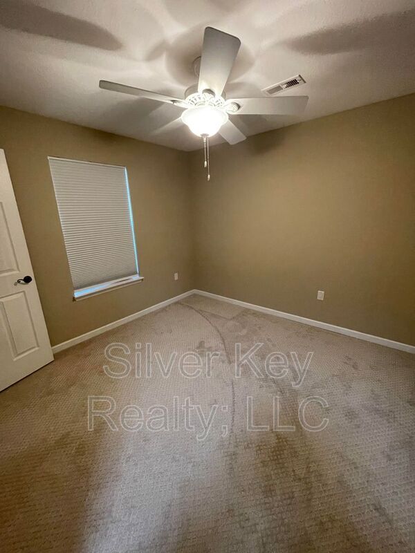 Building Photo - 415 Ashbury Cir