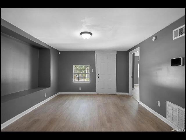 Building Photo - 4322 W 28th St