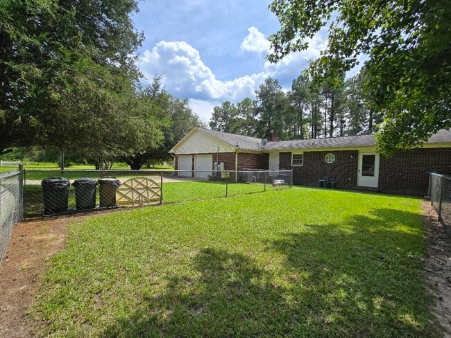 Primary Photo - 4665 Ellerbe Mill Rd