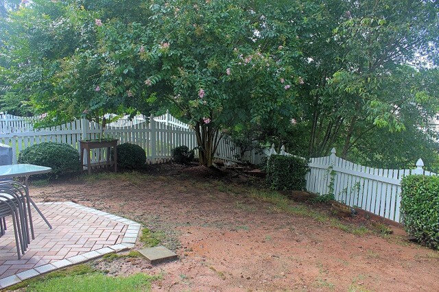 Building Photo - Nice 3 bedroom house with fenced yard in SW Durham!