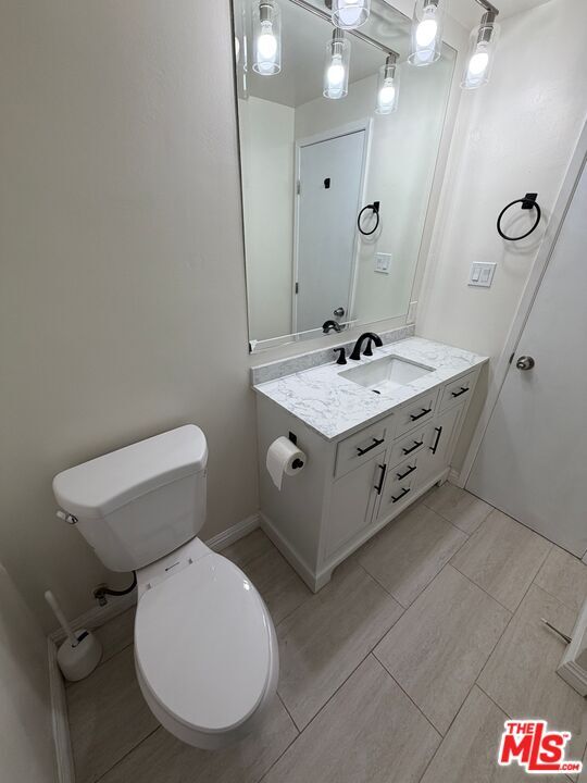 Building Photo - 4850 Excelente Dr