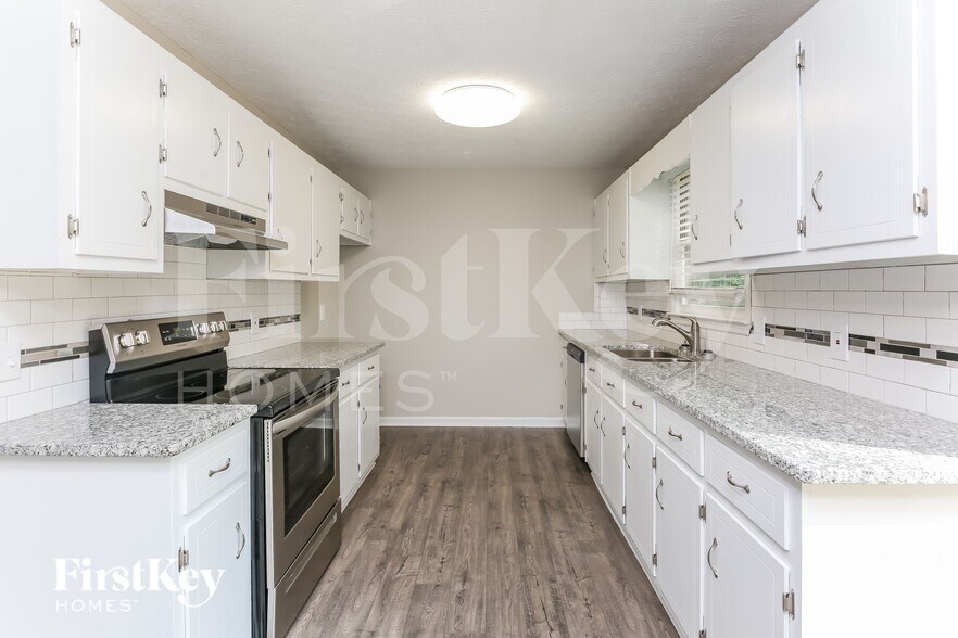 Building Photo - 5417 Hulsey Cir