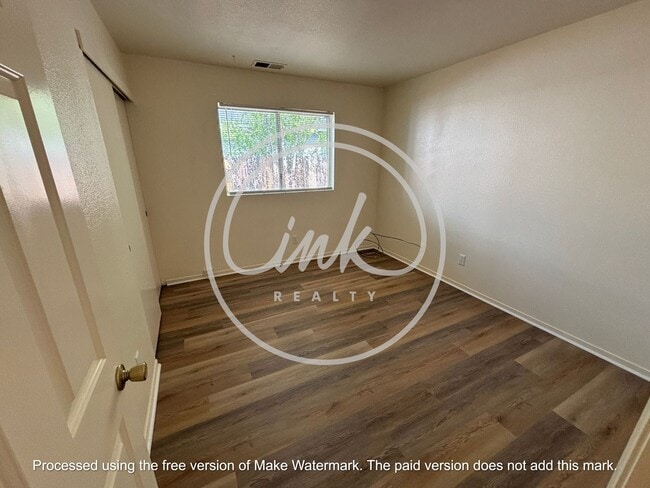 Building Photo - AL1294-1294 Alicia Cir Unit 1 &amp; 2