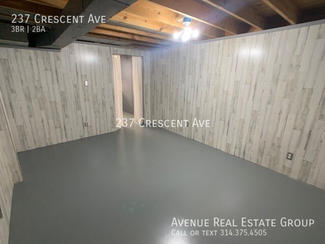 Building Photo - 237 Crescent Ave