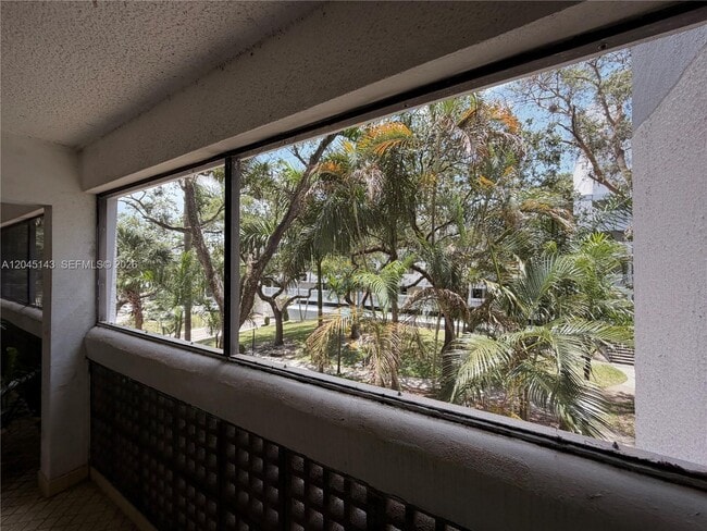 Building Photo - 3301 Spanish Moss Terrace