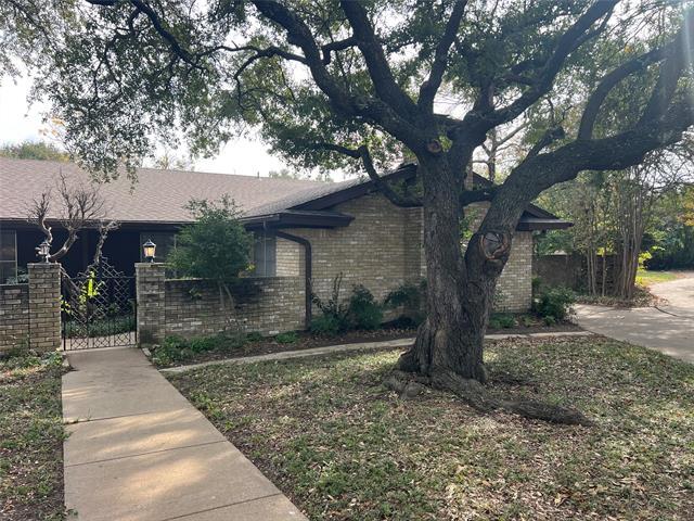 Building Photo - 4227 Altamesa Blvd