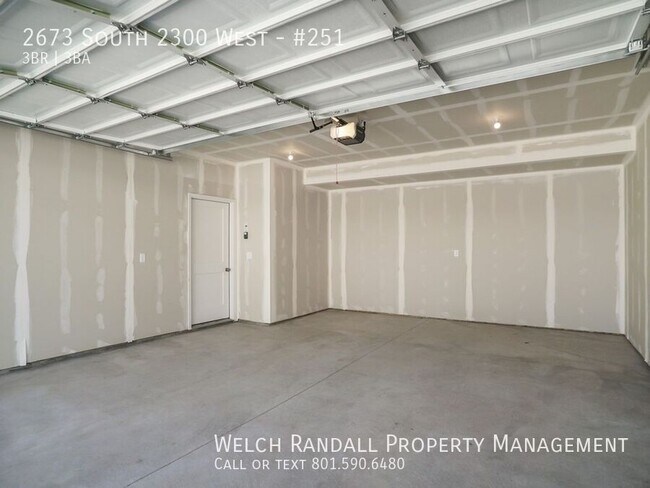 Building Photo - 2673 S 2300 W St