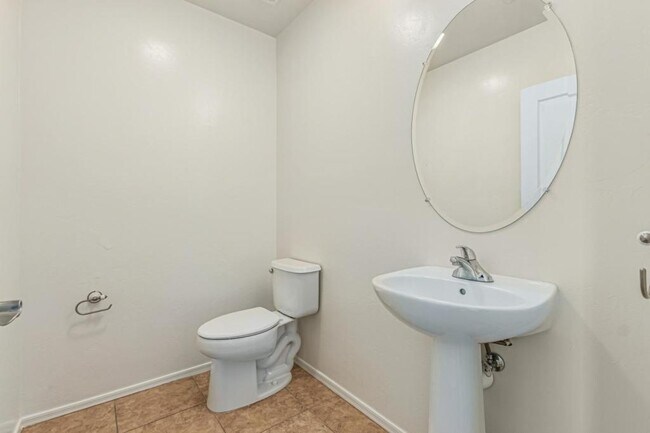 Building Photo - 16945 S Vanilla Orchid Dr