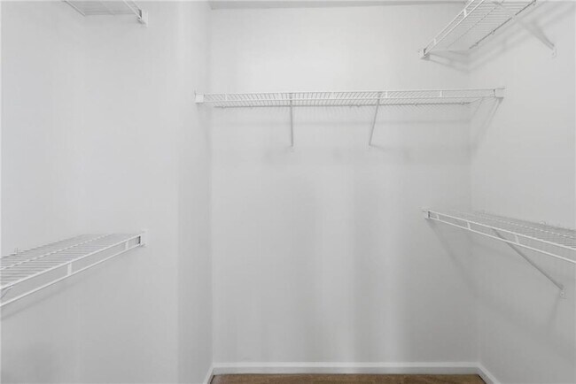 Building Photo - 2915 Greyhawk Ln