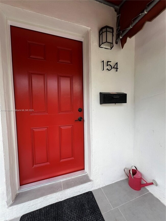 Building Photo - 150 NE 59th St