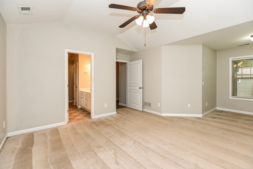 Building Photo - 416 Arrowhead Trail