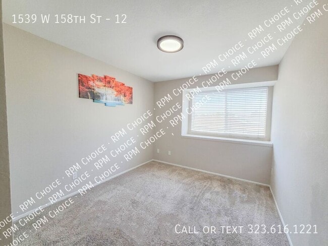 Building Photo - 1539 W 158th St