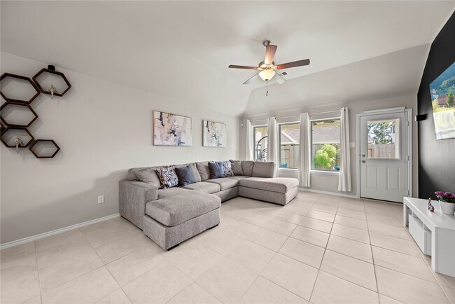 Building Photo - 32018 Towering Birch Trl