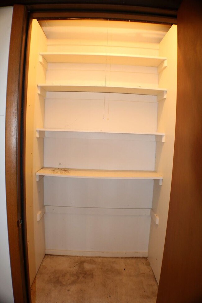 Building Photo - 16 Green Mountain Dr